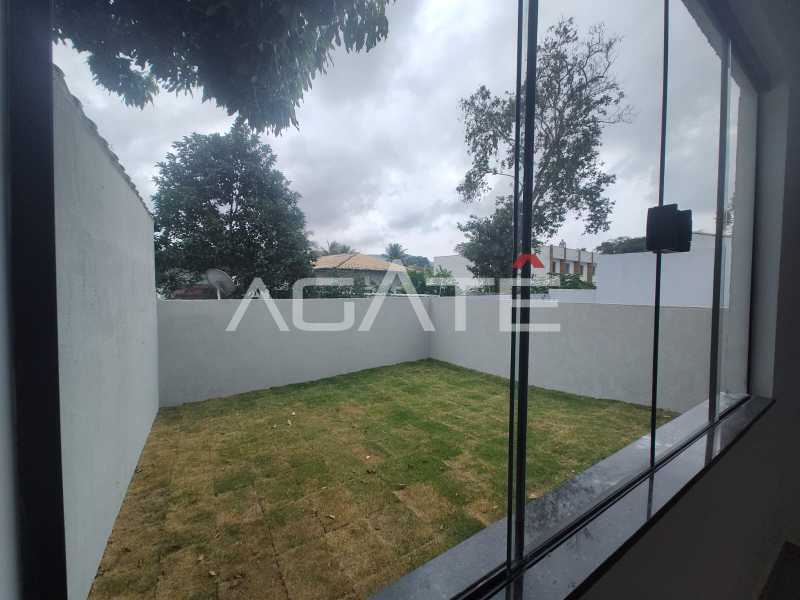 Casa linear 3 qtos  - 27