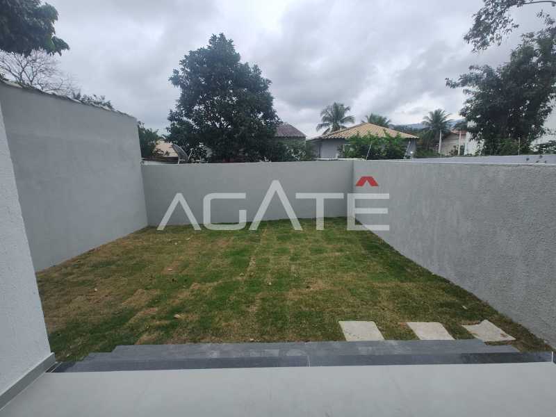 Casa linear 3 qtos  - 20