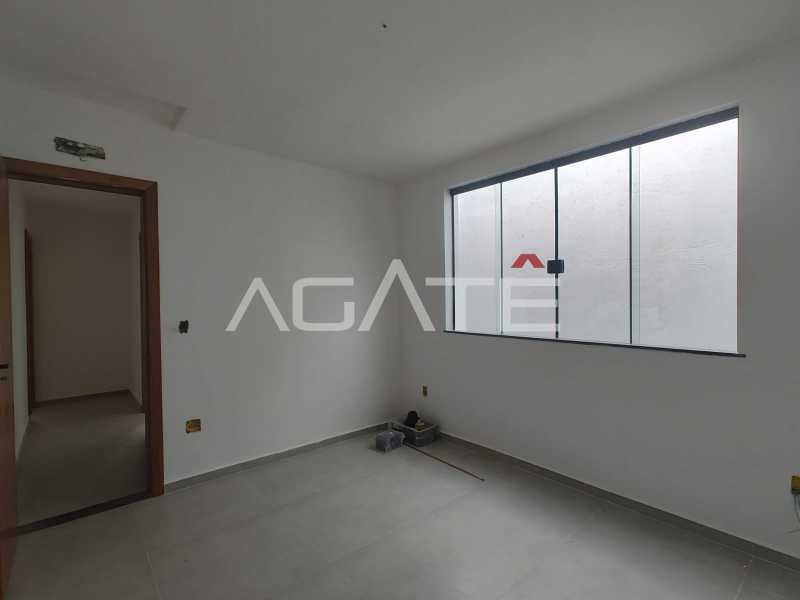 Casa linear 3 qtos  - 15