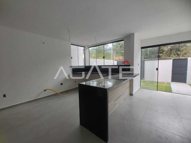 Casa linear 3 qtos  - 6