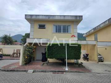 Condomínio Residências do Engenho. - Agatê Imóveis vende ótima Casa em mini condomínio, Itaipu, Niterói, com 121m² por R 650.000,00 - HTCN30163