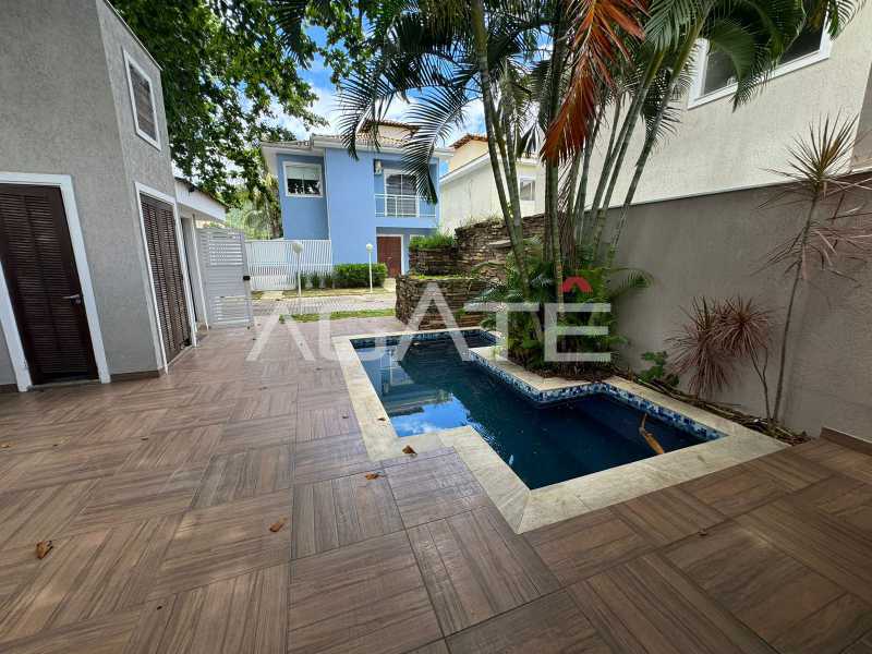 Casa 3 qtos Cond Itaipu 18. - 19