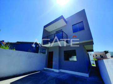 Condomínio Rua Fechada Estacionamento Buzzin. - Lançamento - Agatê Imóveis vende ótima casa 1ª locação de 175 m² em Rua Fechada por R 900.000 - Itaipu - Niterói/RJ - HTCN40129