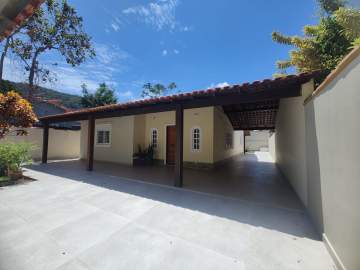 Agatê Imóveis vende linda casa linear com 3 quartos por R$ 1.330.000 - Piratininga - Niterói/RJ. - HTCA30411