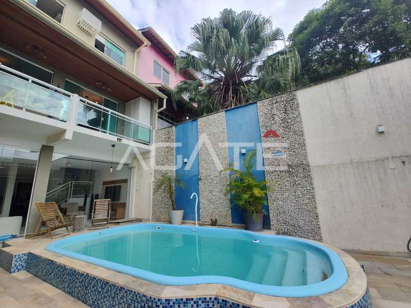 Conheça Casa 3 qtos Itaipu do imóvel - Agatê Imóveis vende linda casa triplex com 4 quartos por R$ 1050.000,00 - Itaipu - Niterói/RJ - HTCA40226 - 42 Casa 3 qtos Itaipu - 42
