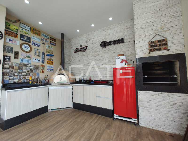 Conheça Casa 3 qtos Itaipu do imóvel - Agatê Imóveis vende linda casa triplex com 4 quartos por R$ 1050.000,00 - Itaipu - Niterói/RJ - HTCA40226 - 46 Casa 3 qtos Itaipu - 46