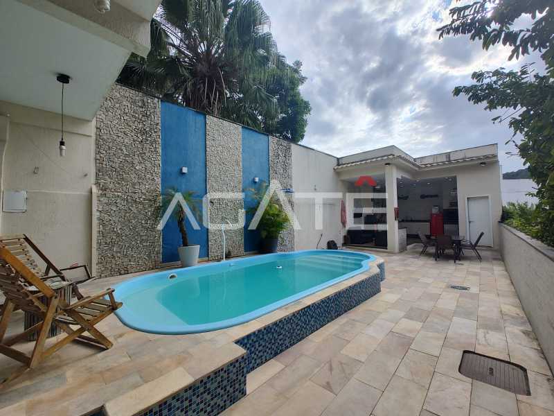 Conheça Casa 3 qtos Itaipu do imóvel - Agatê Imóveis vende linda casa triplex com 4 quartos por R$ 1050.000,00 - Itaipu - Niterói/RJ - HTCA40226 - 47 Casa 3 qtos Itaipu - 47