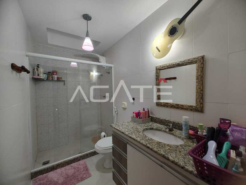 Conheça Casa 3 qtos Itaipu do imóvel - Agatê Imóveis vende linda casa triplex com 4 quartos por R$ 1050.000,00 - Itaipu - Niterói/RJ - HTCA40226 - 21 Casa 3 qtos Itaipu - 21