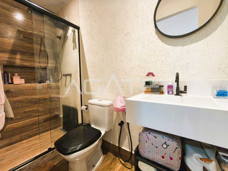 Conheça Casa 3 qtos Itaipu do imóvel - Agatê Imóveis vende linda casa triplex com 4 quartos por R$ 1050.000,00 - Itaipu - Niterói/RJ - HTCA40226 - 36 Casa 3 qtos Itaipu - 36