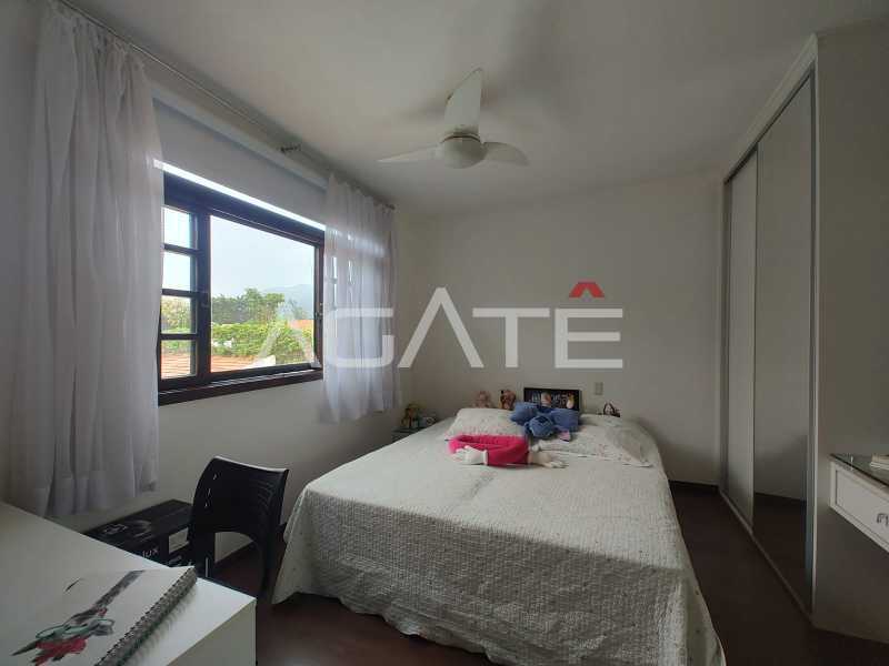 Conheça Casa 4 qtos Condomínio do imóvel - Agatê Imóveis vende maravilhosa casa alto padrão em condomínio fechado por R$ 3.150.000 Itaipu/Niterói/RJ - HTCN40135 - 48 Casa 4 qtos Condomínio - 48