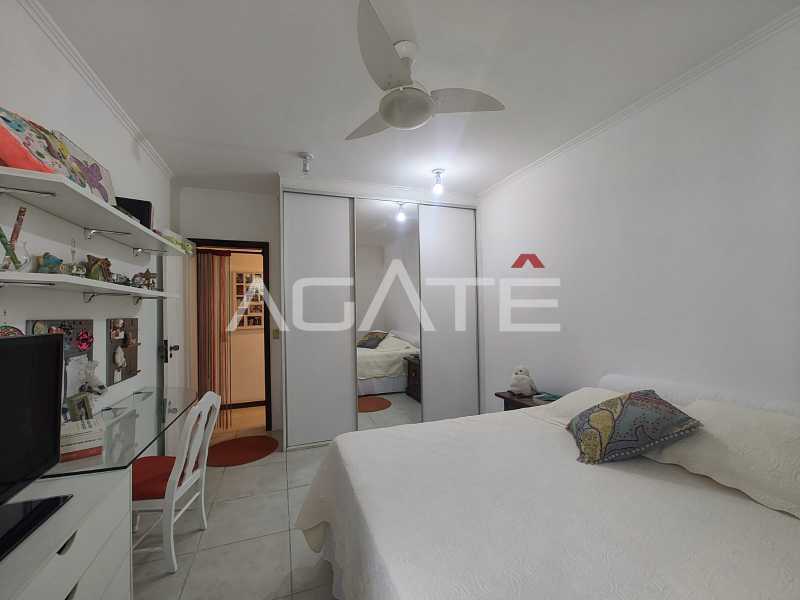 Conheça Casa 4 qtos Condomínio do imóvel - Agatê Imóveis vende maravilhosa casa alto padrão em condomínio fechado por R$ 3.150.000 Itaipu/Niterói/RJ - HTCN40135 - 38 Casa 4 qtos Condomínio - 38