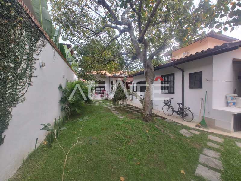 Conheça Casa 4 qtos Condomínio do imóvel - Agatê Imóveis vende maravilhosa casa alto padrão em condomínio fechado por R$ 3.150.000 Itaipu/Niterói/RJ - HTCN40135 - 26 Casa 4 qtos Condomínio - 26