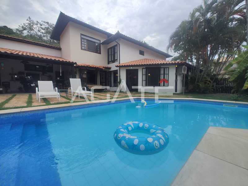 Conheça Casa 4 qtos Condomínio do imóvel - Agatê Imóveis vende maravilhosa casa alto padrão em condomínio fechado por R$ 3.150.000 Itaipu/Niterói/RJ - HTCN40135 - 19 Casa 4 qtos Condomínio - 19