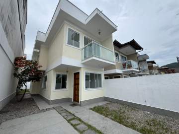 Ótima localização - Agatê Imóveis vende ótima Casa Duplex de 130 m² Itaipu - Niterói por 720 mil reais -Itaipu - Niterói. - HTCA40219