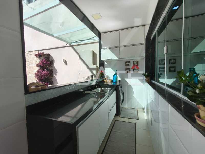 Agatê Imóveis vende maravilhosa casa duplex com 207m² - Campo Belo - Itaipu - Niterói/RJ por R$ 2.100.000,00 - HTCA40222