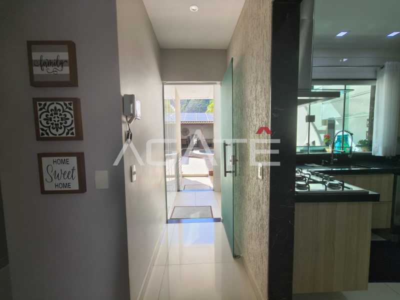 Agatê Imóveis vende maravilhosa casa duplex com 207m² - Campo Belo - Itaipu - Niterói/RJ por R$ 2.100.000,00 - HTCA40222