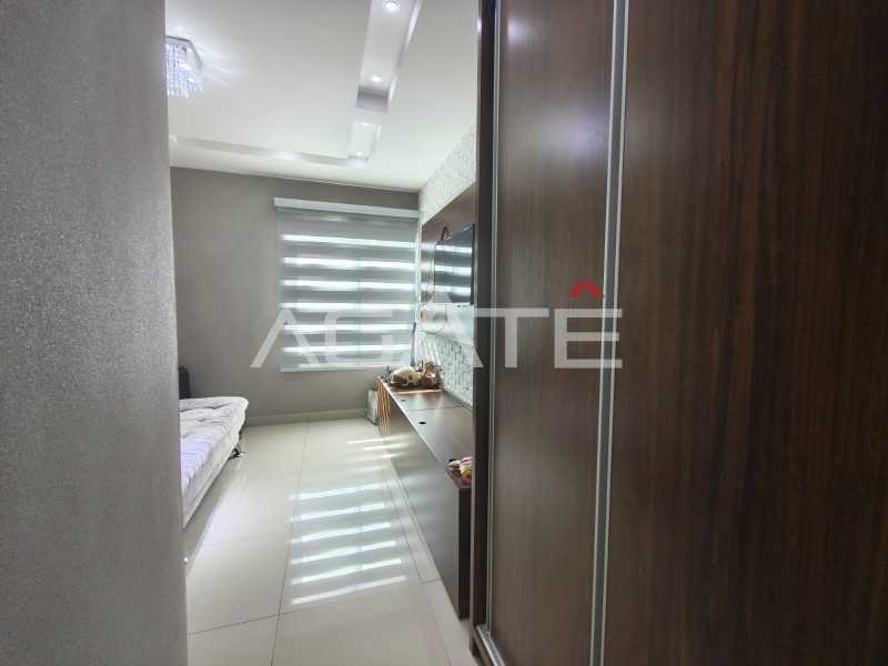 Agatê Imóveis vende maravilhosa casa duplex com 207m² - Campo Belo - Itaipu - Niterói/RJ por R$ 2.100.000,00 - HTCA40222