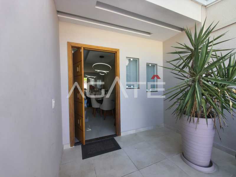 Agatê Imóveis vende maravilhosa casa duplex com 207m² - Campo Belo - Itaipu - Niterói/RJ por R$ 2.100.000,00 - HTCA40222