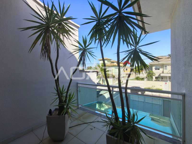 Agatê Imóveis vende maravilhosa casa duplex com 207m² - Campo Belo - Itaipu - Niterói/RJ por R$ 2.100.000,00 - HTCA40222