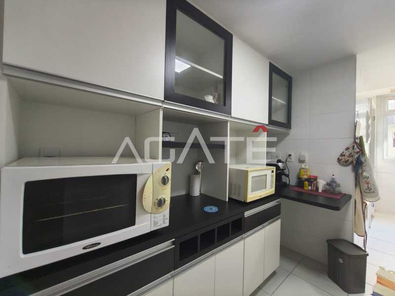 Condomínio Atlântis - Agatê Imóveis vende Lindo Apartamento Garden de 104 m² por R$1.250.000,00 - Itaipu - Niterói - RJ. - HTAP30065