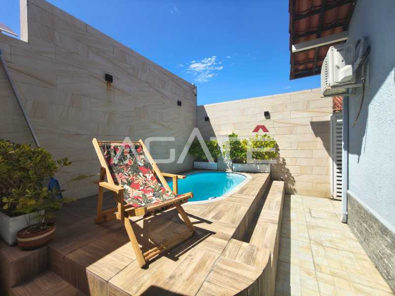 Agatê Imóveis vende linda casa linear com 80m² - Itaipu - Niterói/RJ por R$ 699.000,00 - HTCA30445