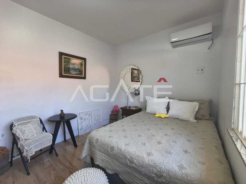 Agatê Imóveis vende linda casa linear com 80m² - Itaipu - Niterói/RJ por R$ 699.000,00 - HTCA30445