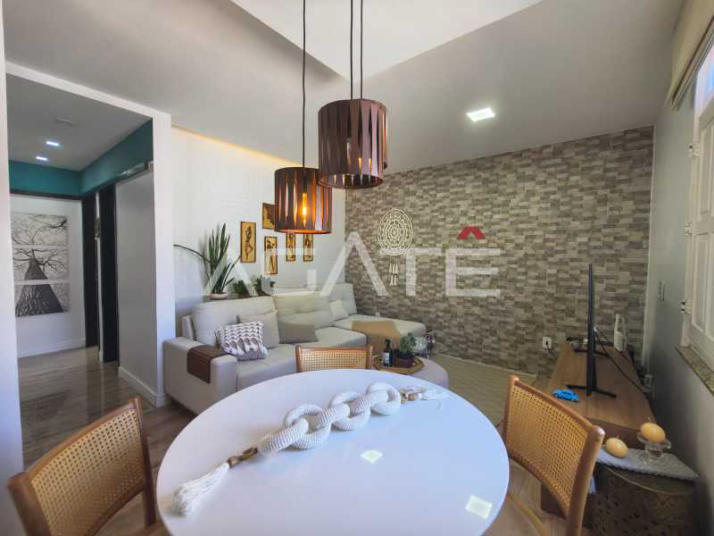 Agatê Imóveis vende linda casa linear com 80m² - Itaipu - Niterói/RJ por R$ 699.000,00 - HTCA30445