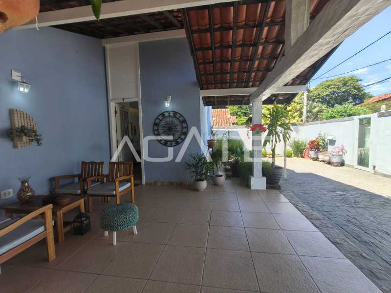 Agatê Imóveis vende linda casa linear com 80m² - Itaipu - Niterói/RJ por R$ 699.000,00 - HTCA30445