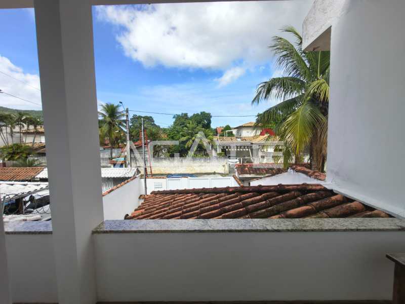 Agatê Imóveis vende Casa Padrão de 120 m² Itaipu - Niterói/RJ por 750 mil reais. - HTCA30446