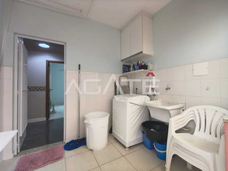Agatê Imóveis vende maravilhosa casa linear - Piratininga - Niterói por R$ 1.300.000,00 reais. - HTCA30450