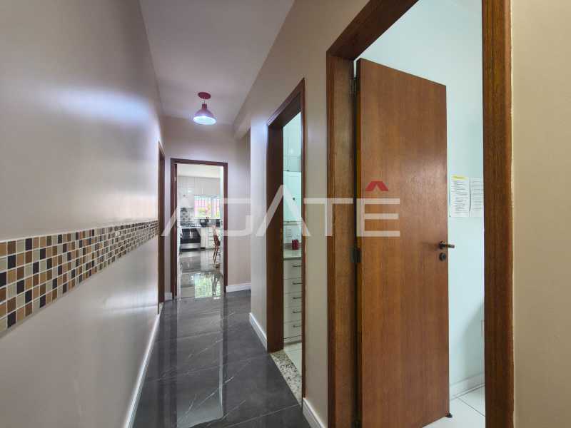 Agatê Imóveis vende maravilhosa casa linear - Piratininga - Niterói por R$ 1.300.000,00 reais. - HTCA30450