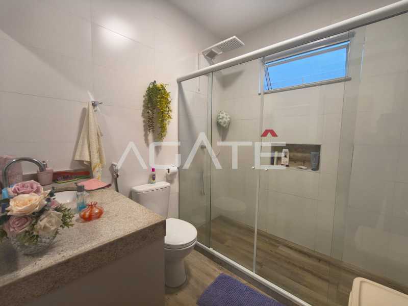 Condomínio Colinazul. - Agatê Imóveis vende excelente casa 4 suítes em Condomínio - Itaipu - Niterói/RJ por R$ 1.390.000,00 reais. - HTCN40139
