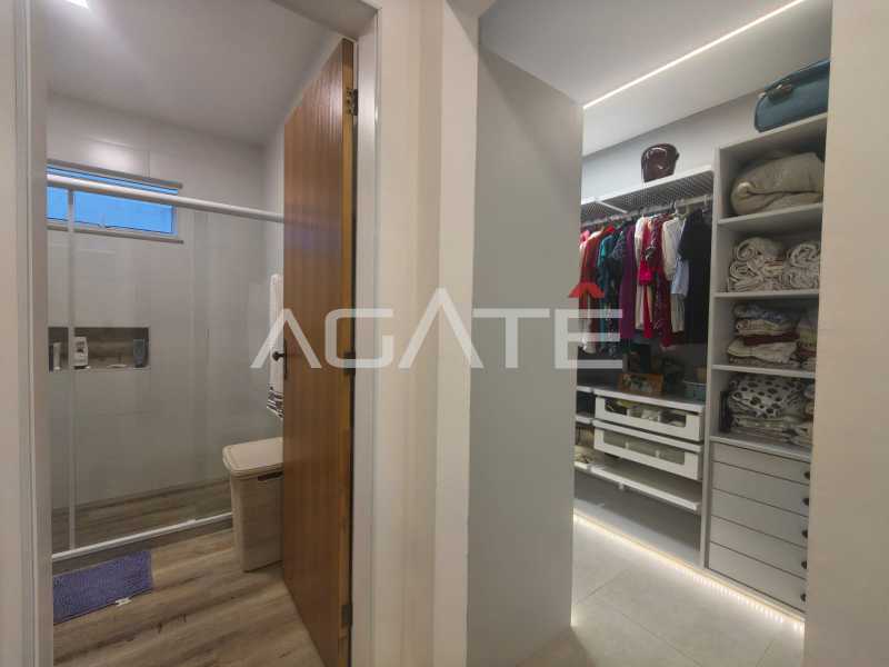 Condomínio Colinazul. - Agatê Imóveis vende excelente casa 4 suítes em Condomínio - Itaipu - Niterói/RJ por R$ 1.390.000,00 reais. - HTCN40139