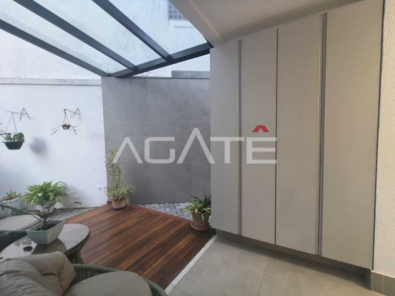 Condomínio Colinazul. - Agatê Imóveis vende excelente casa 4 suítes em Condomínio - Itaipu - Niterói/RJ por R$ 1.390.000,00 reais. - HTCN40139