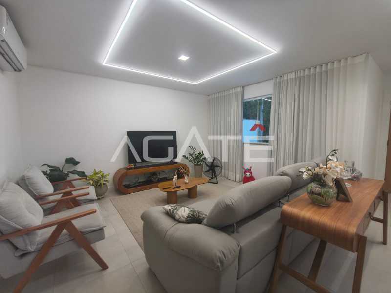 Condomínio Colinazul. - Agatê Imóveis vende excelente casa 4 suítes em Condomínio - Itaipu - Niterói/RJ por R$ 1.390.000,00 reais. - HTCN40139