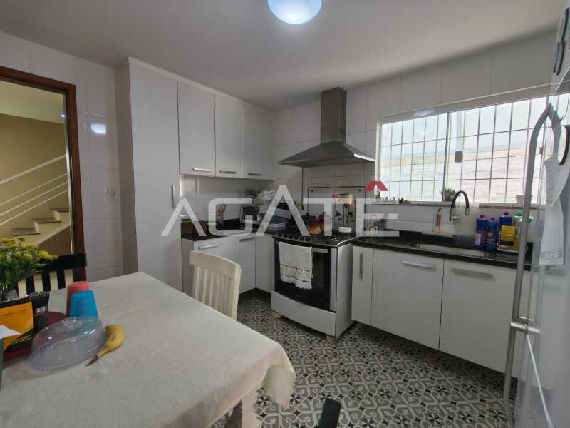 Conheça Casa 3 qtos Itaipu do imóvel - Agatê Imóveis vende excelente casa duplex - Itaipu, Niterói por R$ 900 mil reais. - HTCA30449 - 27 Casa 3 qtos Itaipu - 27