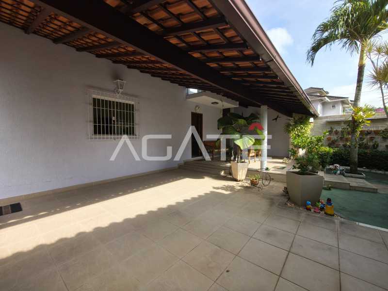 Conheça Casa 3 qtos Itaipu do imóvel - Agatê Imóveis vende excelente casa duplex - Itaipu, Niterói por R$ 900 mil reais. - HTCA30449 - 15 Casa 3 qtos Itaipu - 15