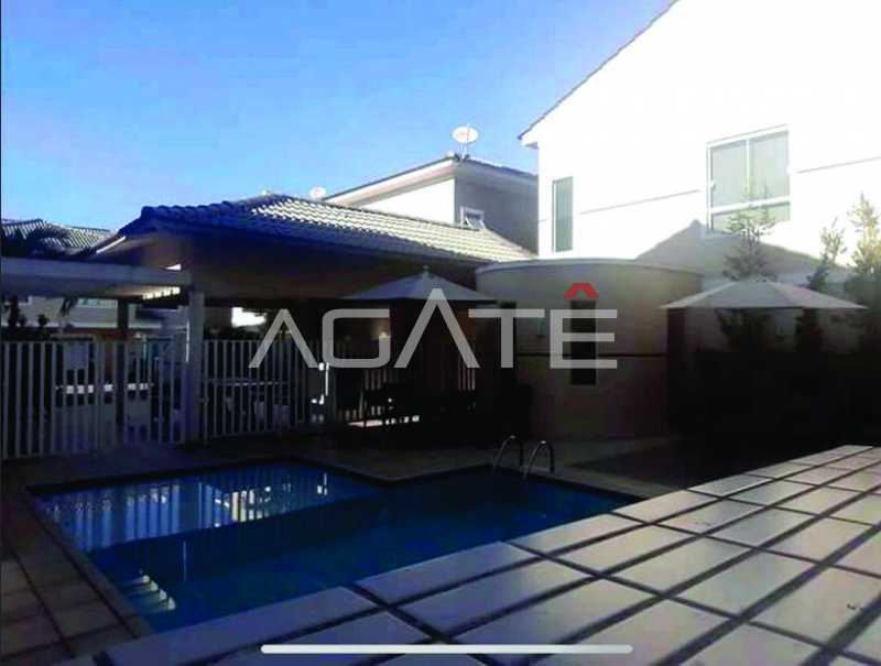 Condomínio Condomínio Sophia Oceânica - Agatê Imóveis vende excelente Casa em Condomínio - Itaipu - Niterói/RJ por R$ 770.000,00 - HTCN30181