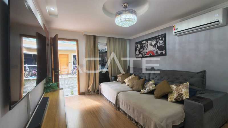 Condomínio Condomínio Sophia Oceânica - Agatê Imóveis vende excelente Casa em Condomínio - Itaipu - Niterói/RJ por R$ 770.000,00 - HTCN30181