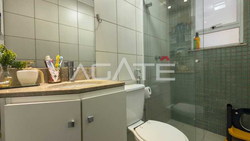 Condomínio Condomínio Sophia Oceânica - Agatê Imóveis vende excelente Casa em Condomínio - Itaipu - Niterói/RJ por R$ 770.000,00 - HTCN30181