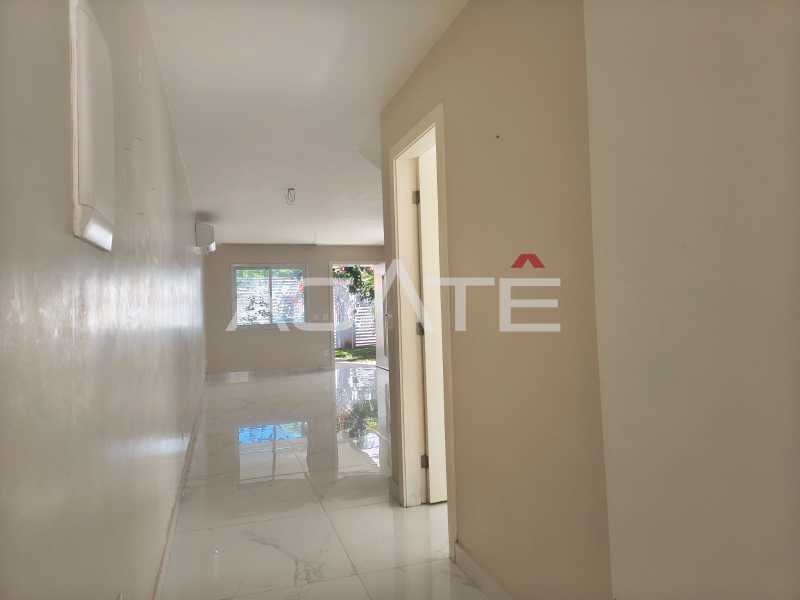 Conheça Casa 4 suítes Condomínio do imóvel - Agatê Imóveis vende Casa em Condomínio de 177m² por R 1.350.000,00 Itaipu - Niterói - RJ. - HTCN40140 - 25 Casa 4 suítes Condomínio - 25