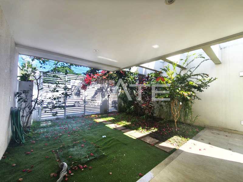 Conheça Casa 4 suítes Condomínio do imóvel - Agatê Imóveis vende Casa em Condomínio de 177m² por R 1.350.000,00 Itaipu - Niterói - RJ. - HTCN40140 - 49 Casa 4 suítes Condomínio - 49