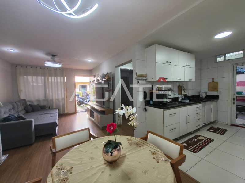 Condomínio Condomínio Sophia Oceânica - Agatê Imóveis vende excelente Casa em Condomínio - Itaipu - Niterói/RJ por R$ 750.000,00 - HTCN30182
