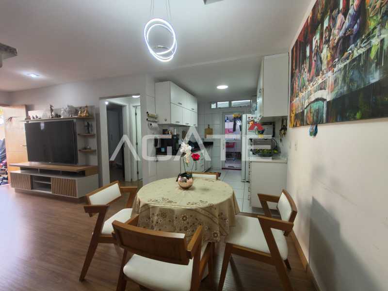 Condomínio Condomínio Sophia Oceânica - Agatê Imóveis vende excelente Casa em Condomínio - Itaipu - Niterói/RJ por R$ 750.000,00 - HTCN30182