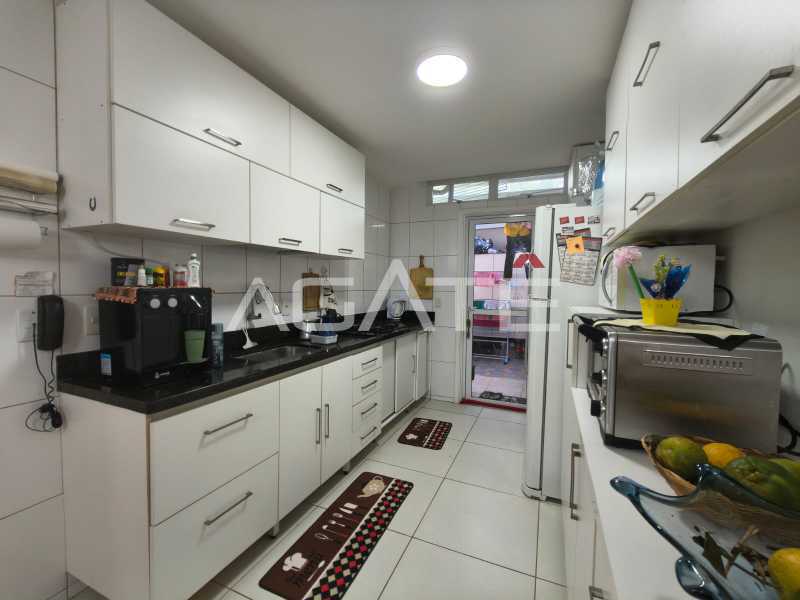 Condomínio Condomínio Sophia Oceânica - Agatê Imóveis vende excelente Casa em Condomínio - Itaipu - Niterói/RJ por R$ 750.000,00 - HTCN30182