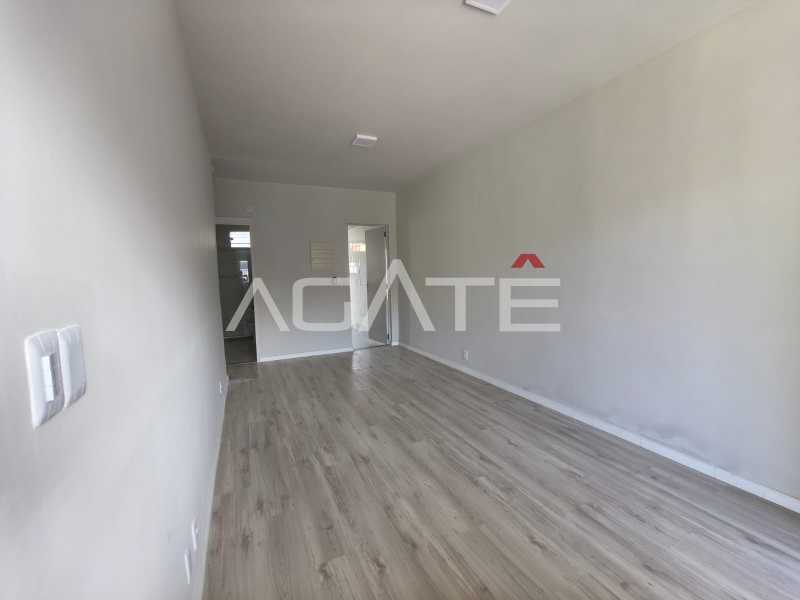 Agatê Imóveis vende linda casa duplex com 120m² - Serra Grande - Itaipu - Niterói/RJ por R$ 599.000,00 - HTCA30451