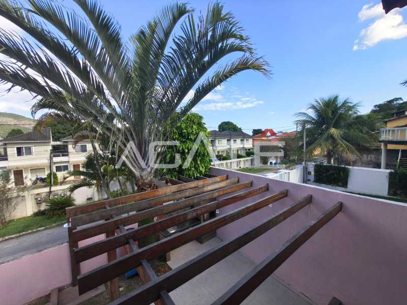 Agatê Imóveis vende excelente casa duplex - Itaipu, Niterói por R$ 1.100.000 mil reais. - HTCA40224