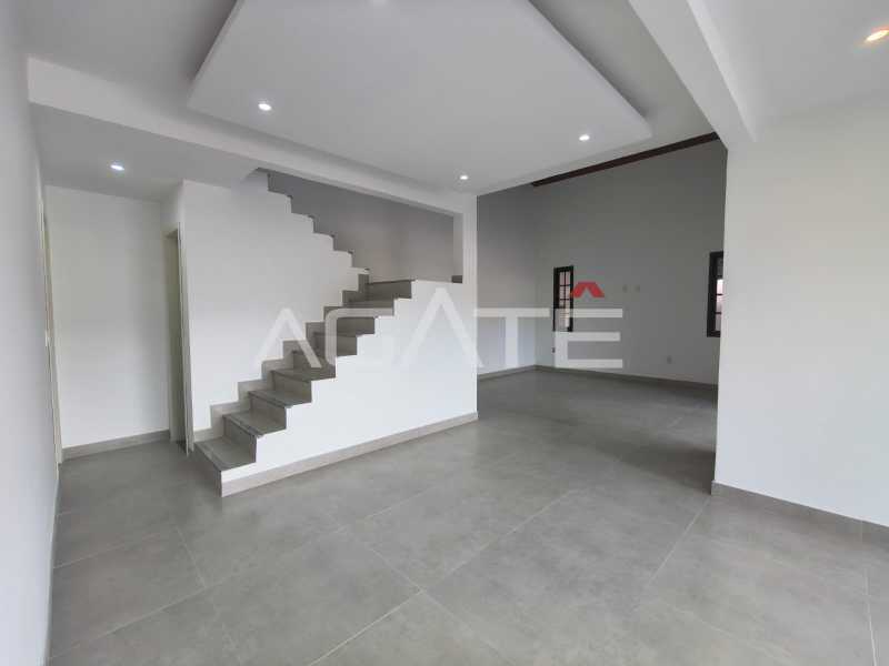 Agatê Imóveis vende excelente casa duplex - Itaipu, Niterói por R$ 1.100.000 mil reais. - HTCA40224