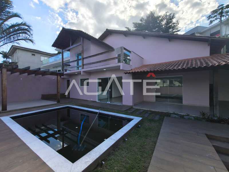 Agatê Imóveis vende excelente casa duplex - Itaipu, Niterói por R$ 1.100.000 mil reais. - HTCA40224