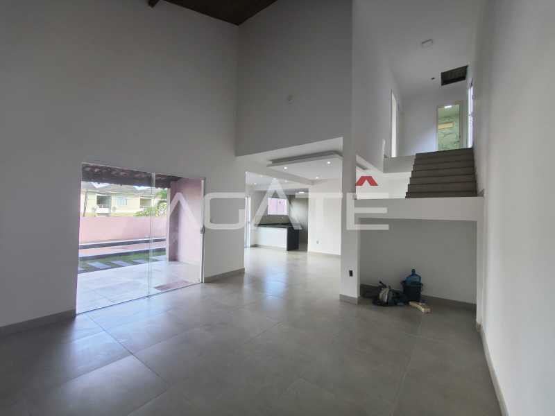 Agatê Imóveis vende excelente casa duplex - Itaipu, Niterói por R$ 1.100.000 mil reais. - HTCA40224